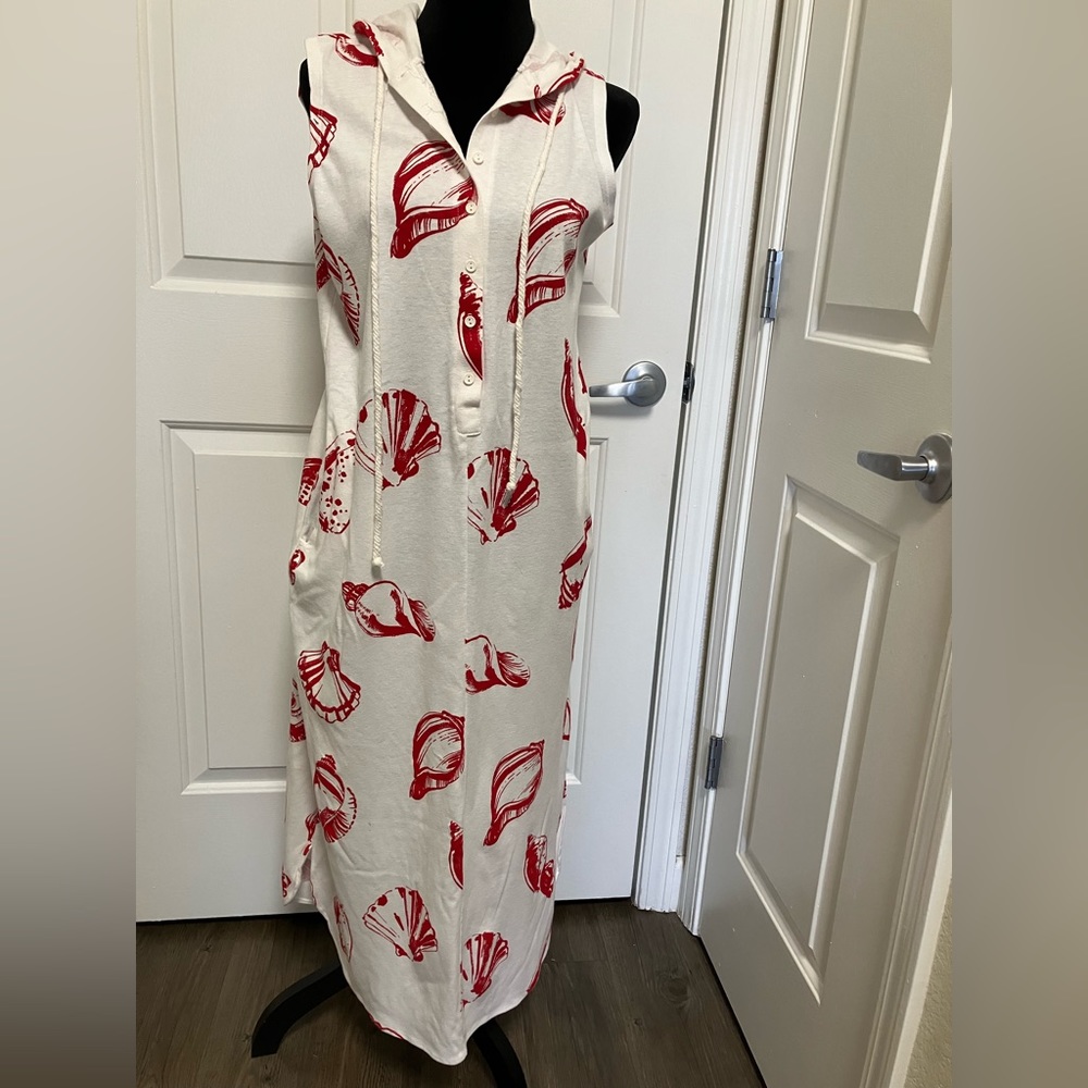 Cute Red and white shells cover up!